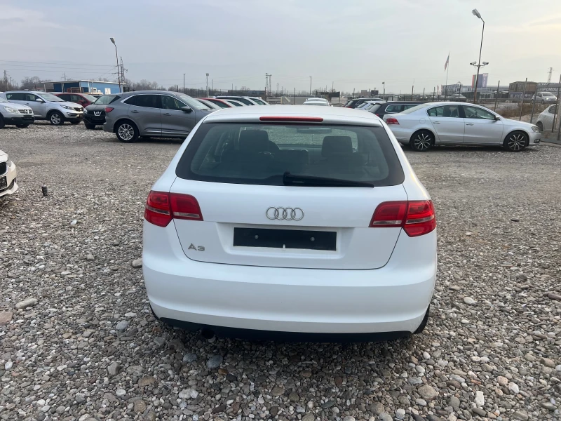 Audi A3 1.6 TDI, снимка 8 - Автомобили и джипове - 48184780