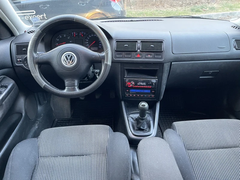 VW Golf, снимка 9 - Автомобили и джипове - 48501382