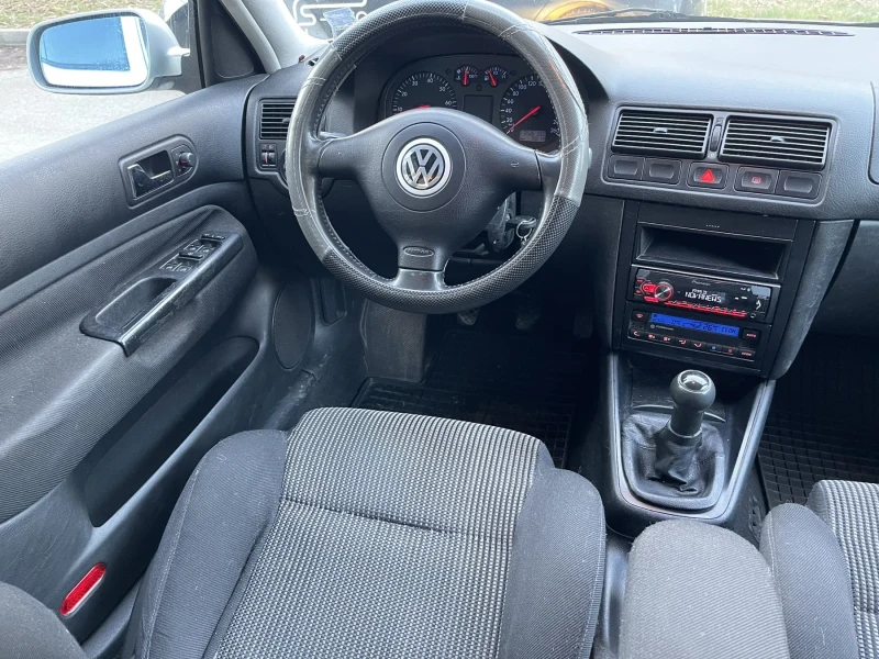 VW Golf, снимка 11 - Автомобили и джипове - 48501382