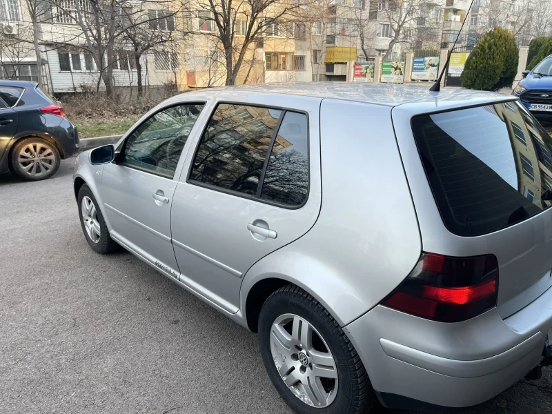 VW Golf, снимка 4 - Автомобили и джипове - 48501382