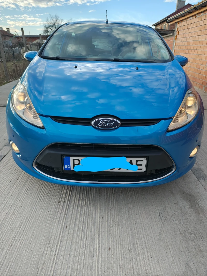 Ford Fiesta, снимка 1 - Автомобили и джипове - 48654396