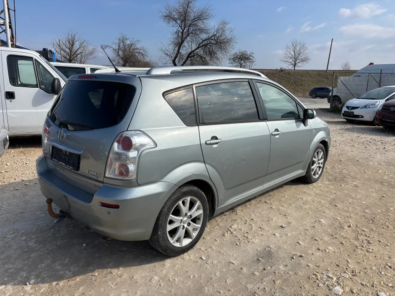 Toyota Corolla verso 2.2 D4D 136кс 7 местна, снимка 5 - Автомобили и джипове - 49078987