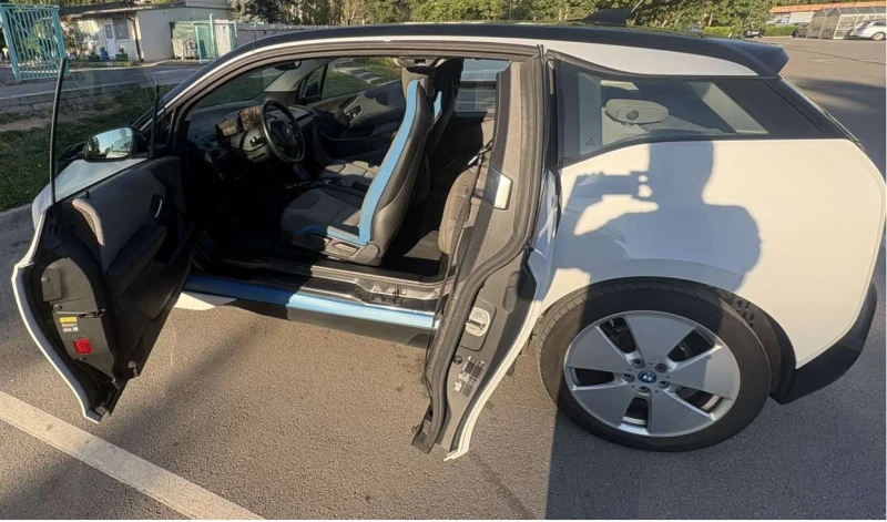 BMW i3 120Ah* ТЕРМОПОМПА* CAMERA* NAVI* CARPLAY* ГАРАНЦИЯ, снимка 7 - Автомобили и джипове - 52580360