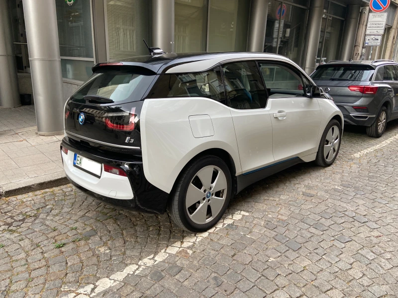 BMW i3 120Ah* ТЕРМОПОМПА* CAMERA* NAVI* CARPLAY* ГАРАНЦИЯ, снимка 5 - Автомобили и джипове - 52580360