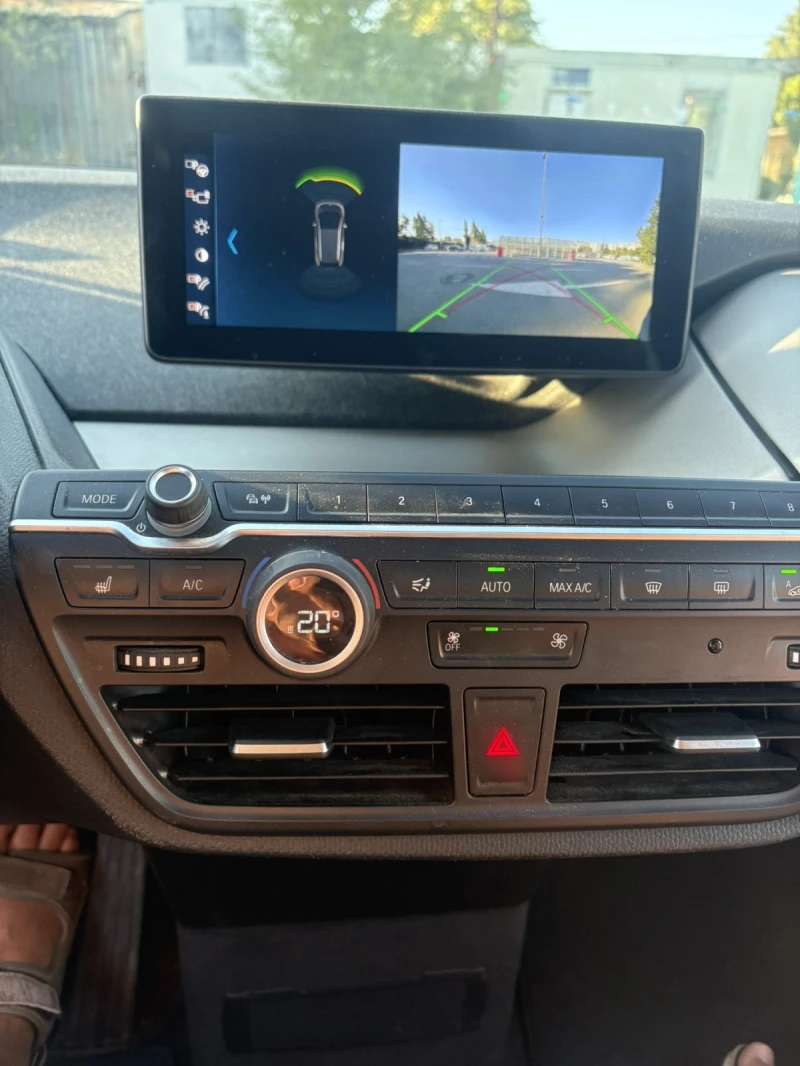 BMW i3 120Ah* ТЕРМОПОМПА* CAMERA* NAVI* CARPLAY* ГАРАНЦИЯ, снимка 12 - Автомобили и джипове - 52580360