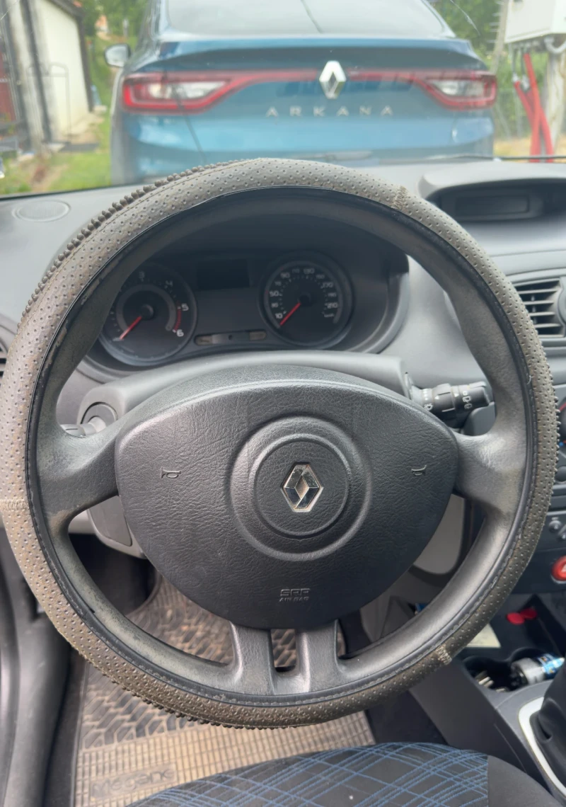 Renault Clio 1.2, снимка 7 - Автомобили и джипове - 52084024