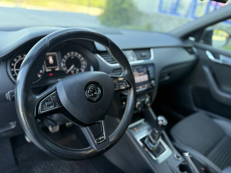Skoda Octavia VRS, снимка 11 - Автомобили и джипове - 50919882