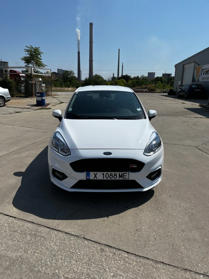 Ford Fiesta 1.1i ST line, снимка 3 - Автомобили и джипове - 52313543
