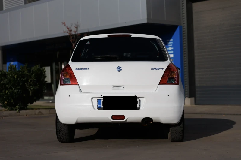 Suzuki Swift, снимка 4 - Автомобили и джипове - 51964658
