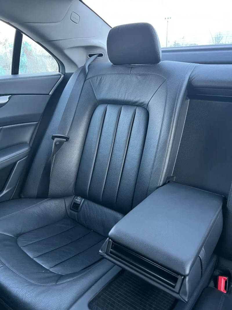 Mercedes-Benz CLS 350, снимка 12 - Автомобили и джипове - 52682214