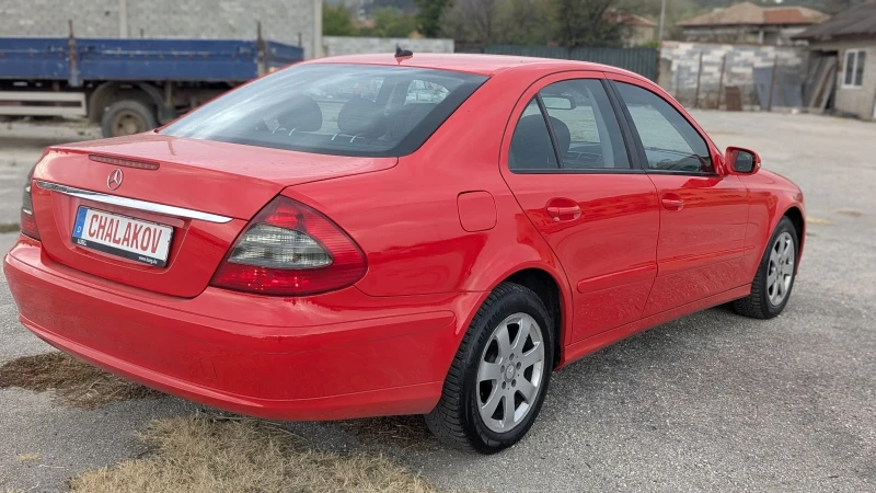 Mercedes-Benz E 200 CDI, снимка 5 - Автомобили и джипове - 52770962