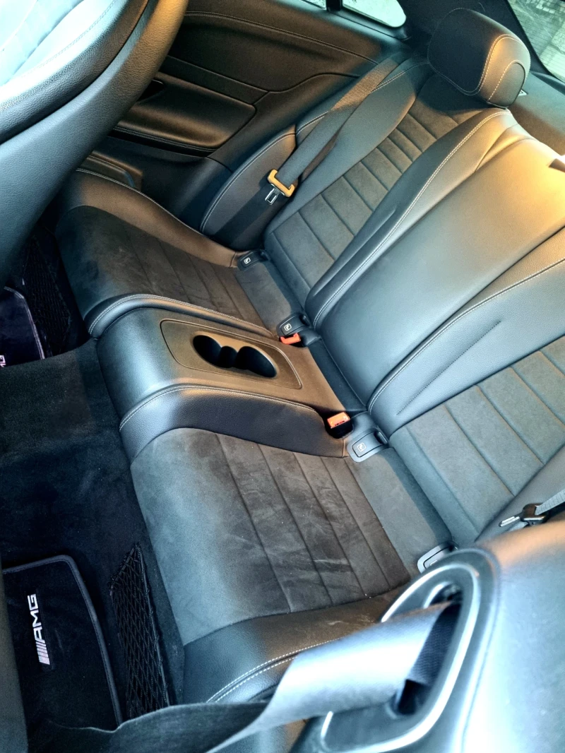 Mercedes-Benz E 220 AMG, снимка 12 - Автомобили и джипове - 52804045