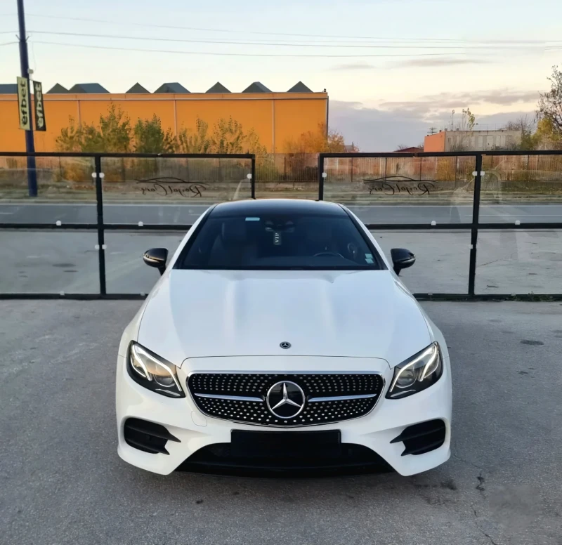 Mercedes-Benz E 220 AMG, снимка 2 - Автомобили и джипове - 52804045