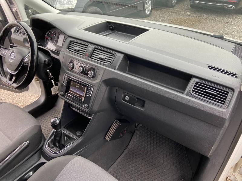 VW Caddy 2.0 TDI 2017, снимка 14 - Автомобили и джипове - 52868288