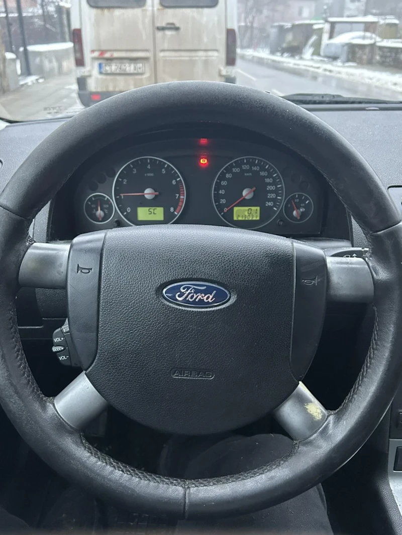 Ford Mondeo 1.8, снимка 7 - Автомобили и джипове - 53357852
