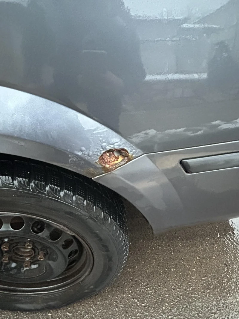 Ford Mondeo 1.8, снимка 5 - Автомобили и джипове - 53357852