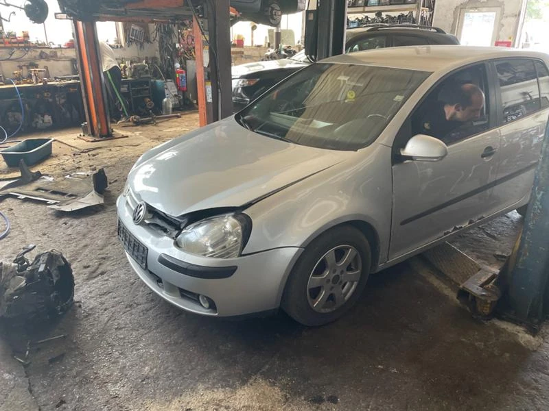 VW Golf 1.9tdi - [1] 