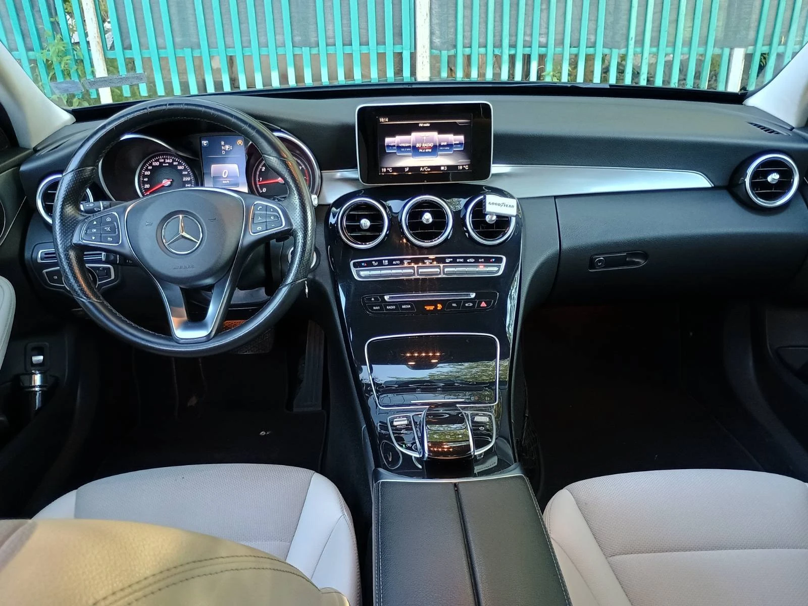 Mercedes-Benz C 200 | Mobile.bg   17