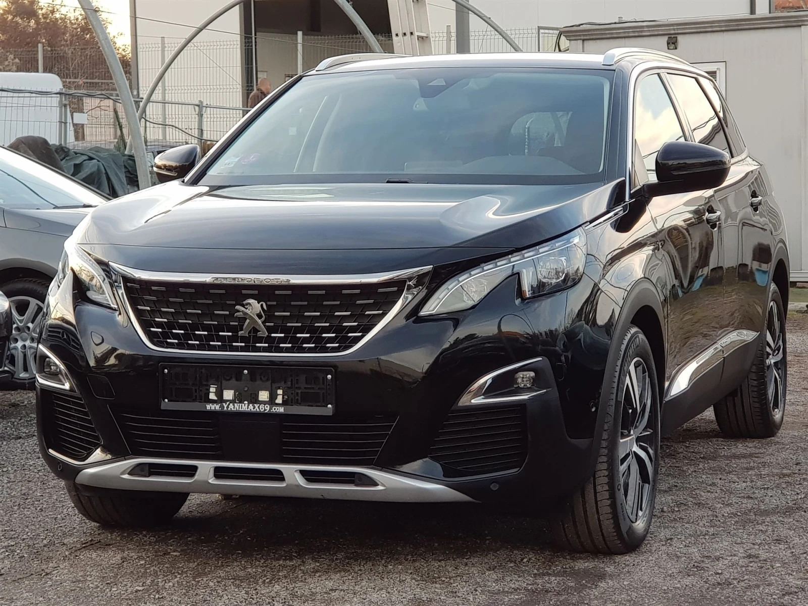 Peugeot 5008 1.2e-THP PureTech Allure Business - изображение 2