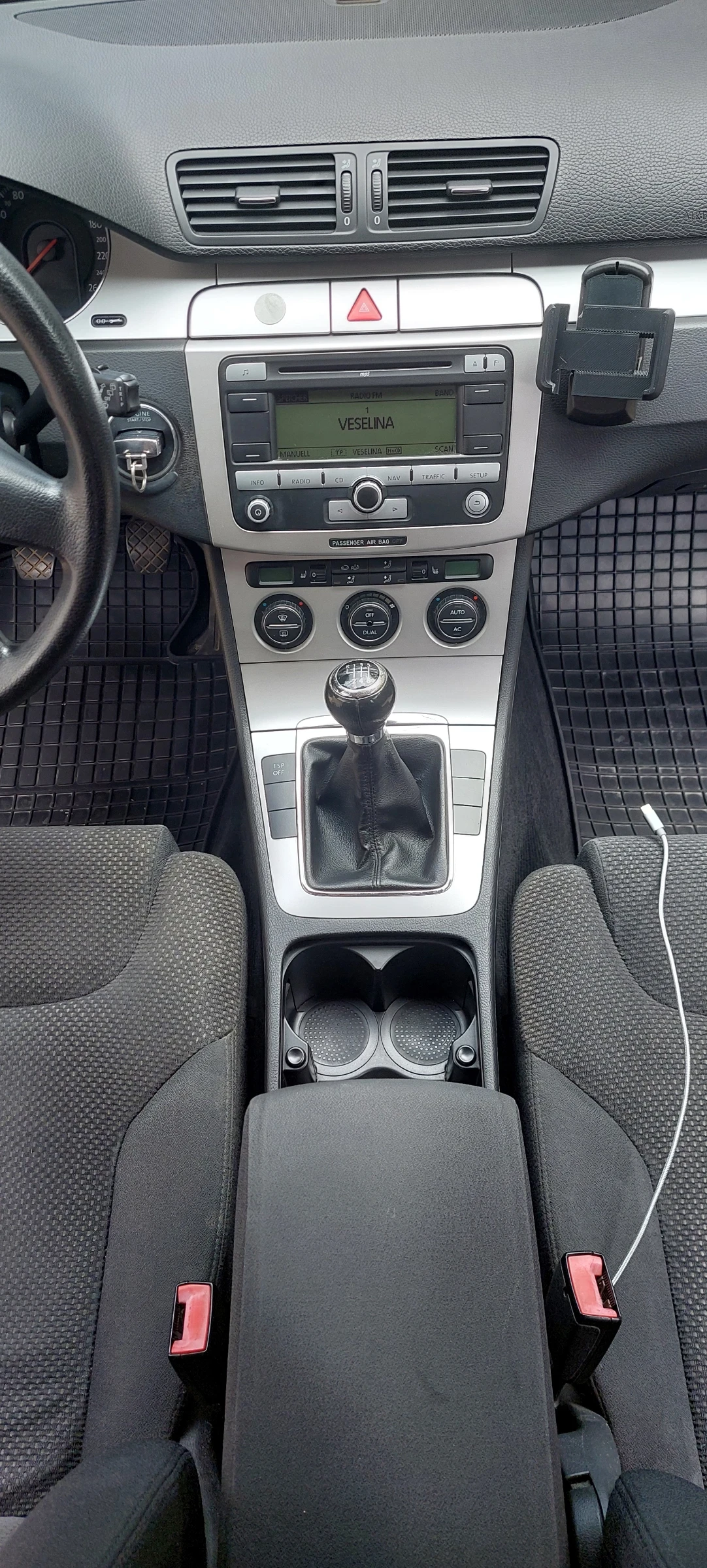 VW Passat 2.0 TDI BMP 140 кс. - изображение 10