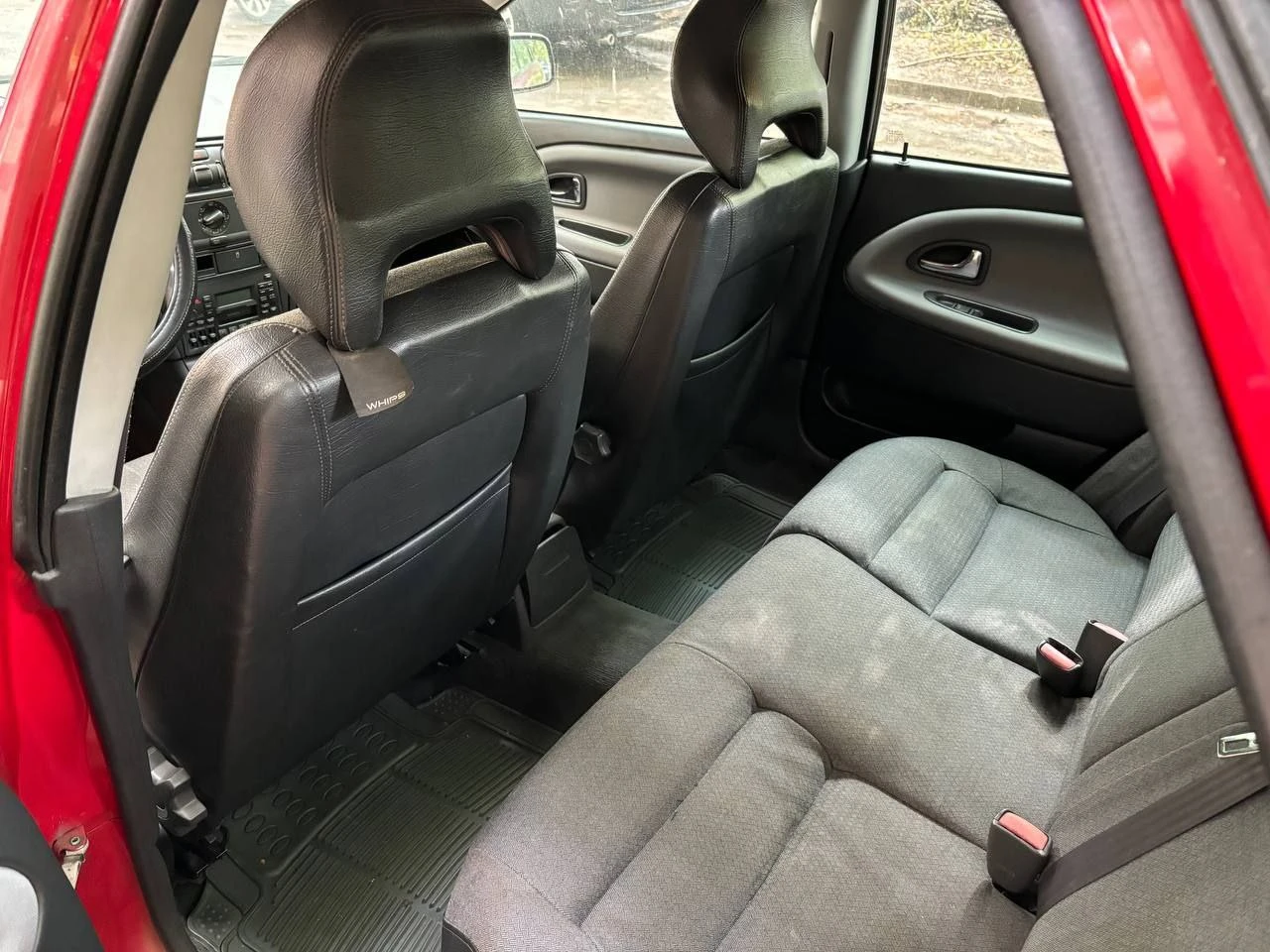 Volvo S40  - изображение 10