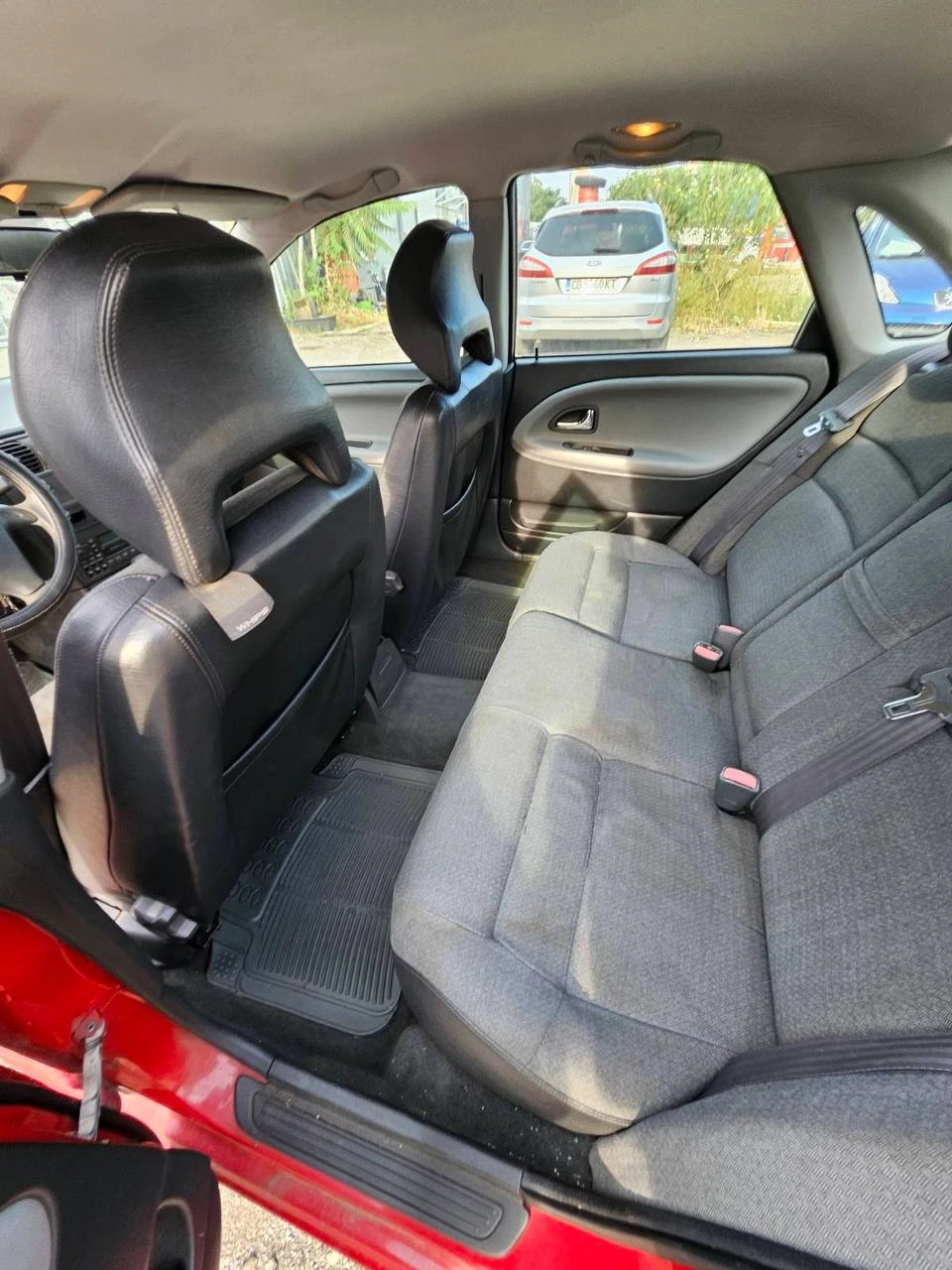 Volvo S40  - изображение 6