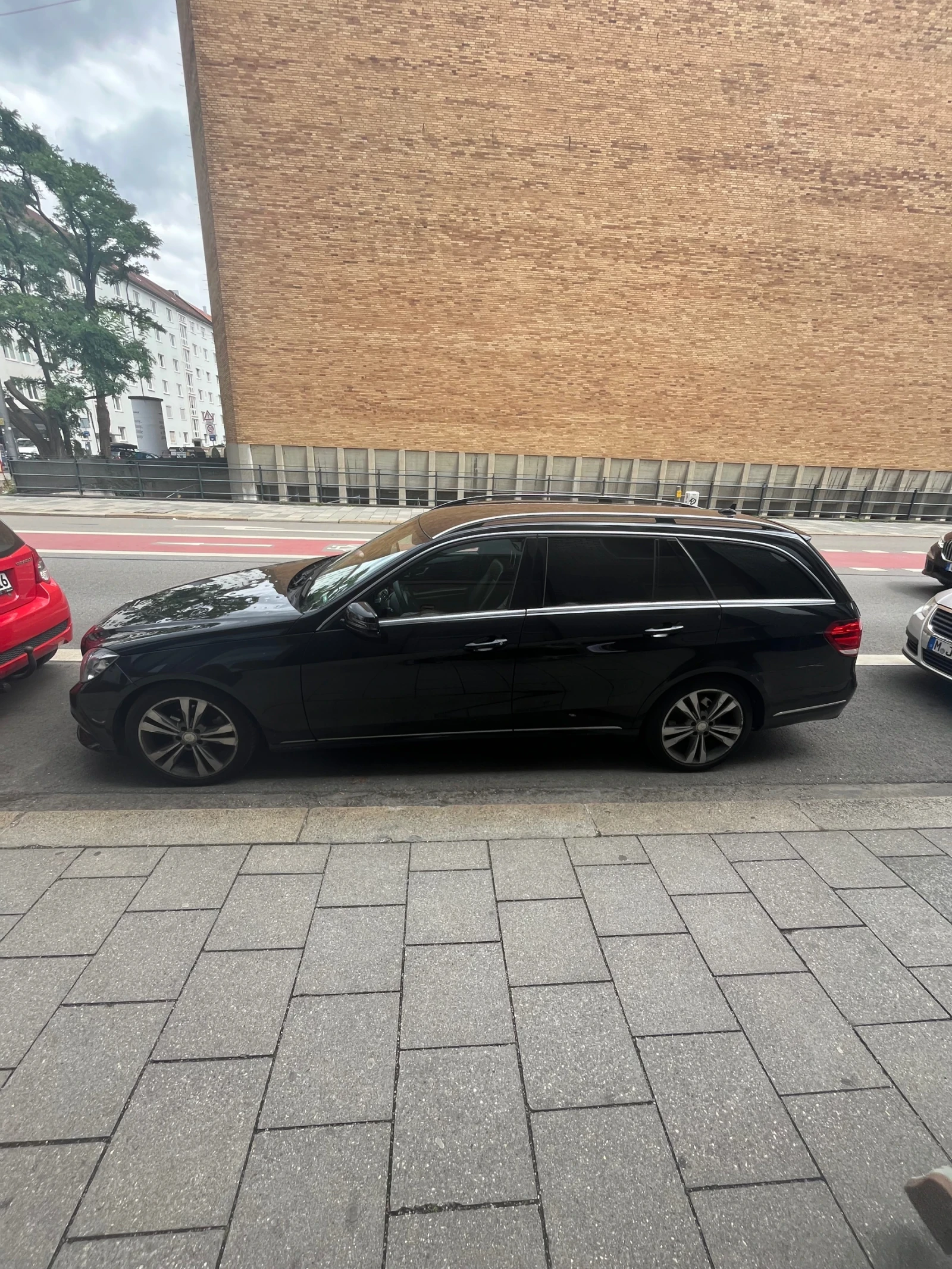 Mercedes-Benz E 220  - изображение 9