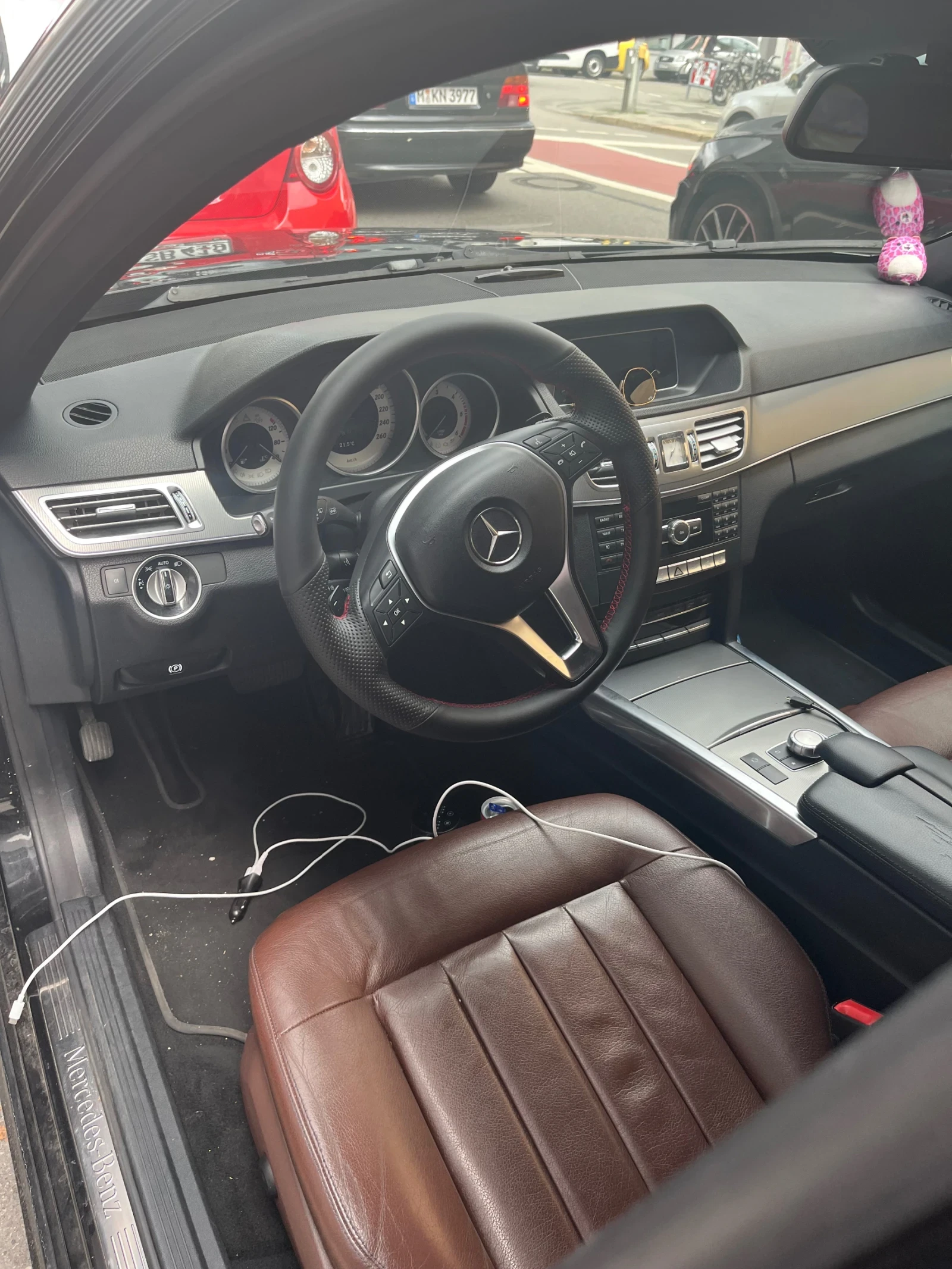 Mercedes-Benz E 220  - изображение 6
