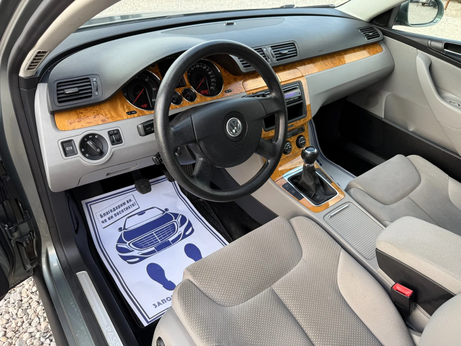 VW Passat 2.0TDI-140PS-КЛИМАТРОНИК - изображение 10