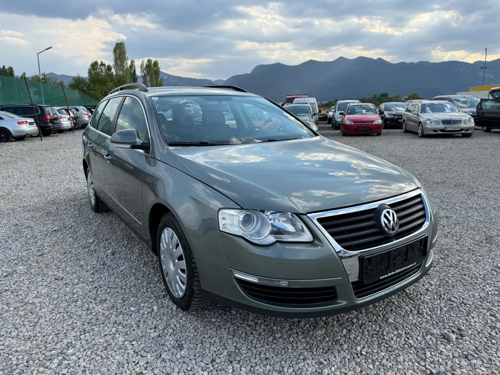 VW Passat 2.0TDI-140PS-КЛИМАТРОНИК - изображение 3