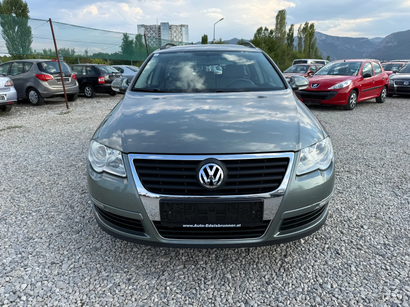 VW Passat 2.0TDI-140PS-КЛИМАТРОНИК - изображение 2