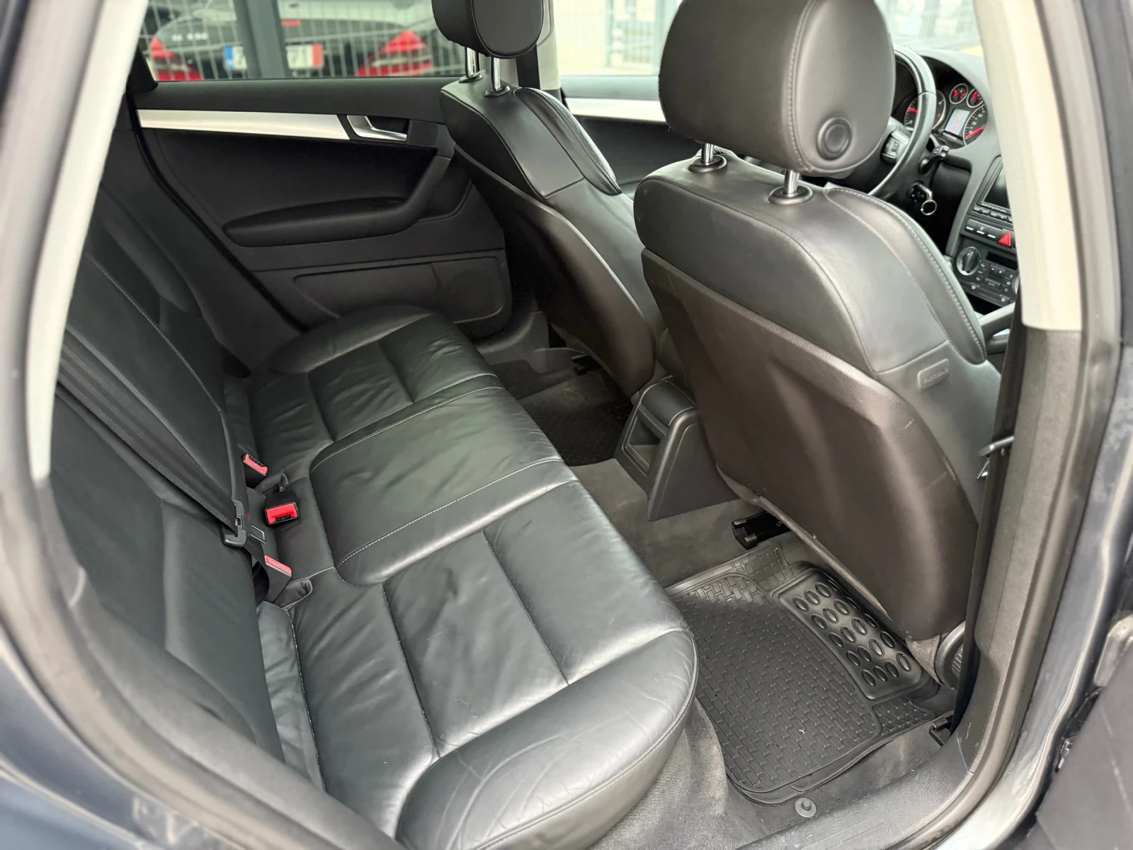 Audi A3 2.0TDI* 170.* 44* 2009* *  | Mobile.bg   14