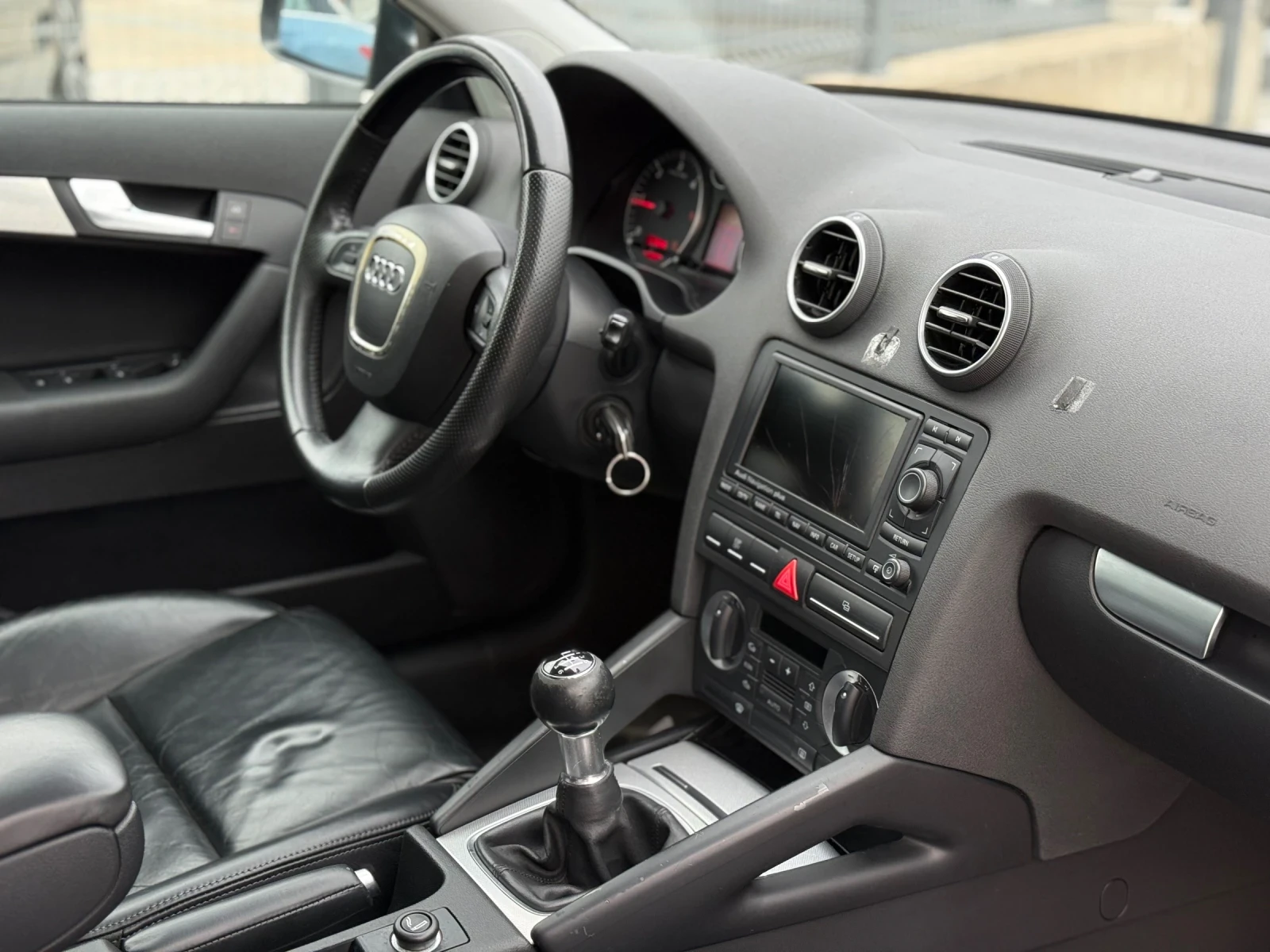 Audi A3 2.0TDI* 170к.с* 4Х4* 2009г* ПАНОРАМА*  - изображение 9