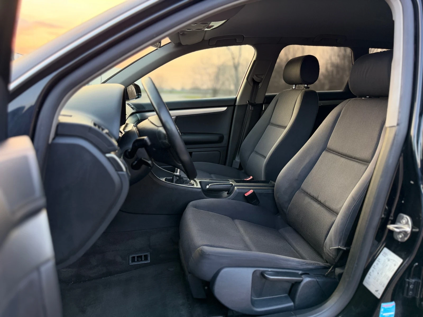 Audi A4 1.9TDi~131hp~6скорости~КСЕНОН, снимка 10 - Автомобили и джипове - 53749951