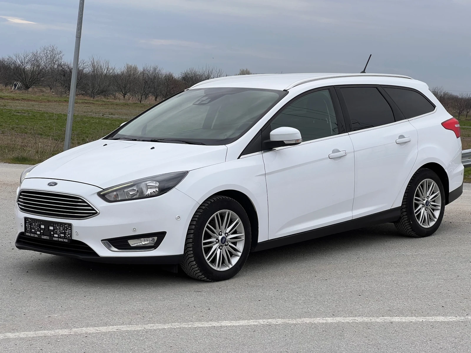 Ford Focus 1.5 TDCI 120 кс TITANIUM NAVI TOP, снимка 3 - Автомобили и джипове - 53944593