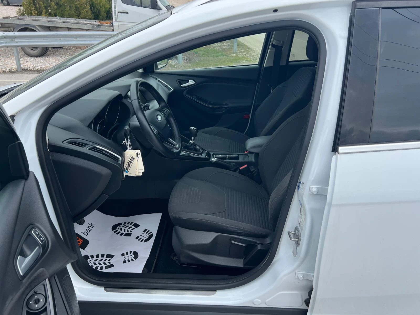 Ford Focus 1.5 TDCI 120 кс TITANIUM NAVI TOP, снимка 10 - Автомобили и джипове - 53944593