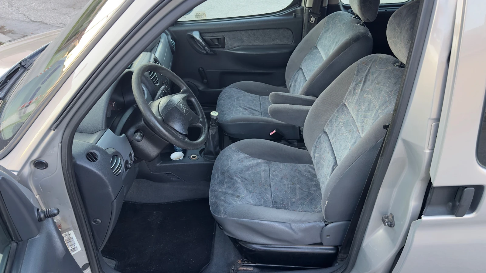 Citroen Berlingo 2.0хди* А/С* Обслужена* РЕАЛНИ КМ* , снимка 6 - Автомобили и джипове - 54143792