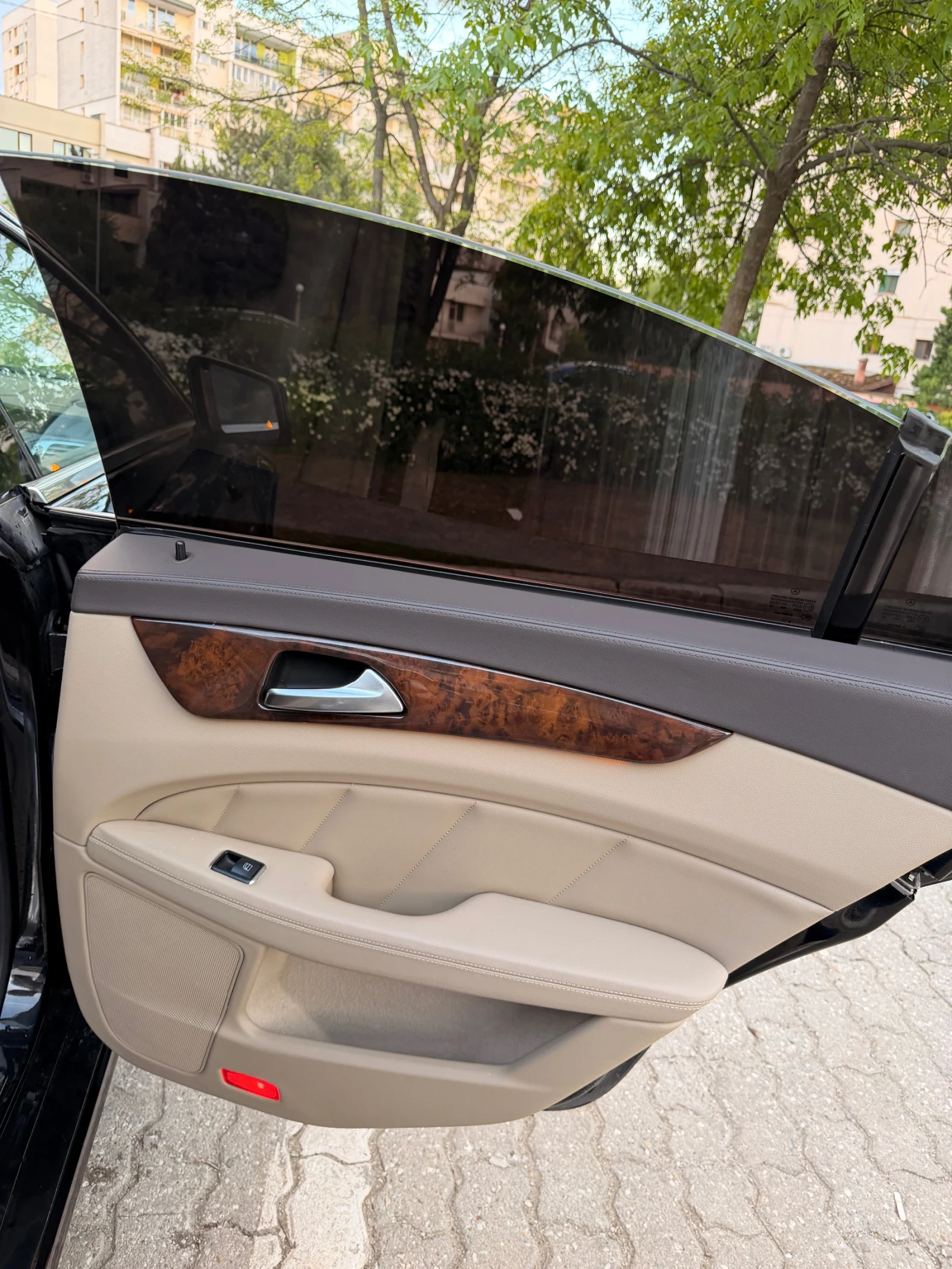 Mercedes-Benz CLS 350, снимка 8 - Автомобили и джипове - 54578925