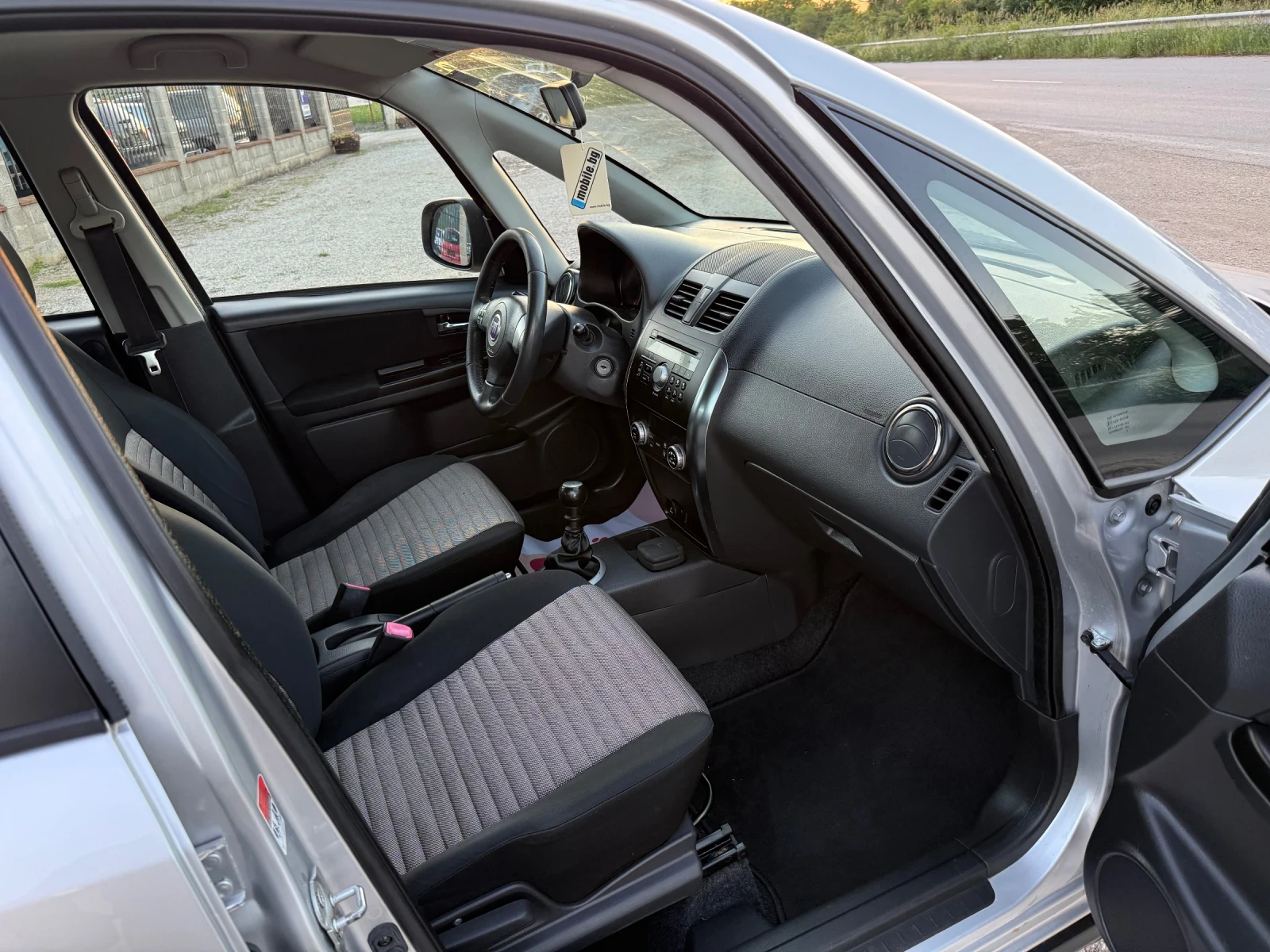 Fiat Sedici 2.0 D 4x4 ЕВРО 5, снимка 12 - Автомобили и джипове - 54683470