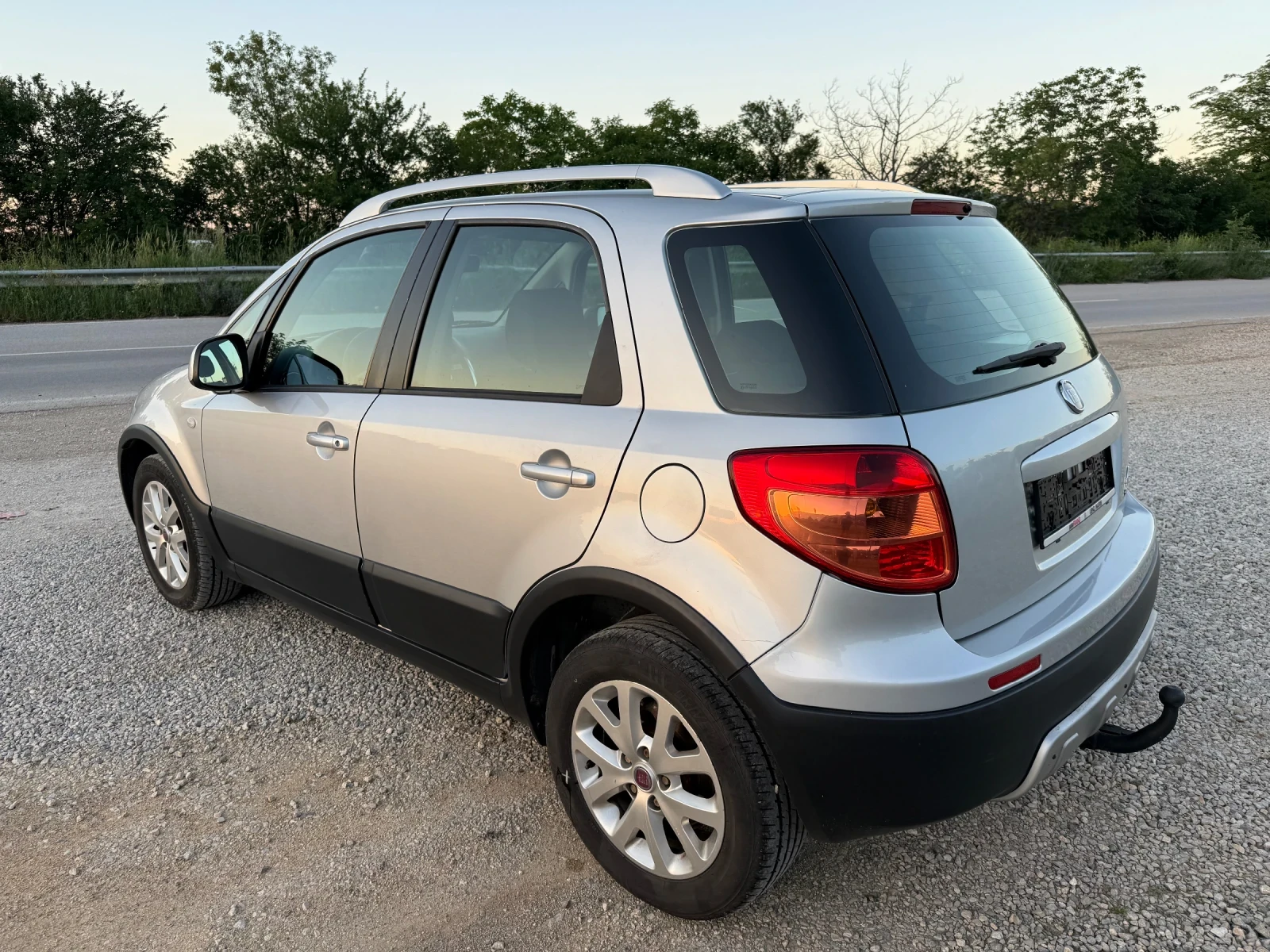 Fiat Sedici 2.0 D 4x4 ЕВРО 5, снимка 9 - Автомобили и джипове - 54683470