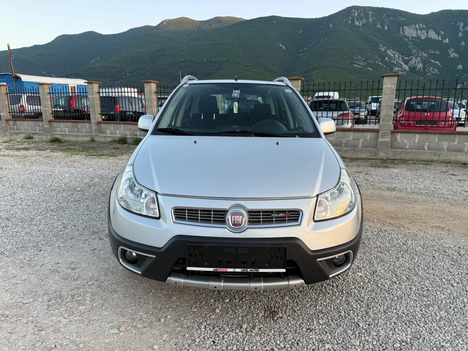 Fiat Sedici 2.0 D 4x4 ЕВРО 5, снимка 3 - Автомобили и джипове - 54683470