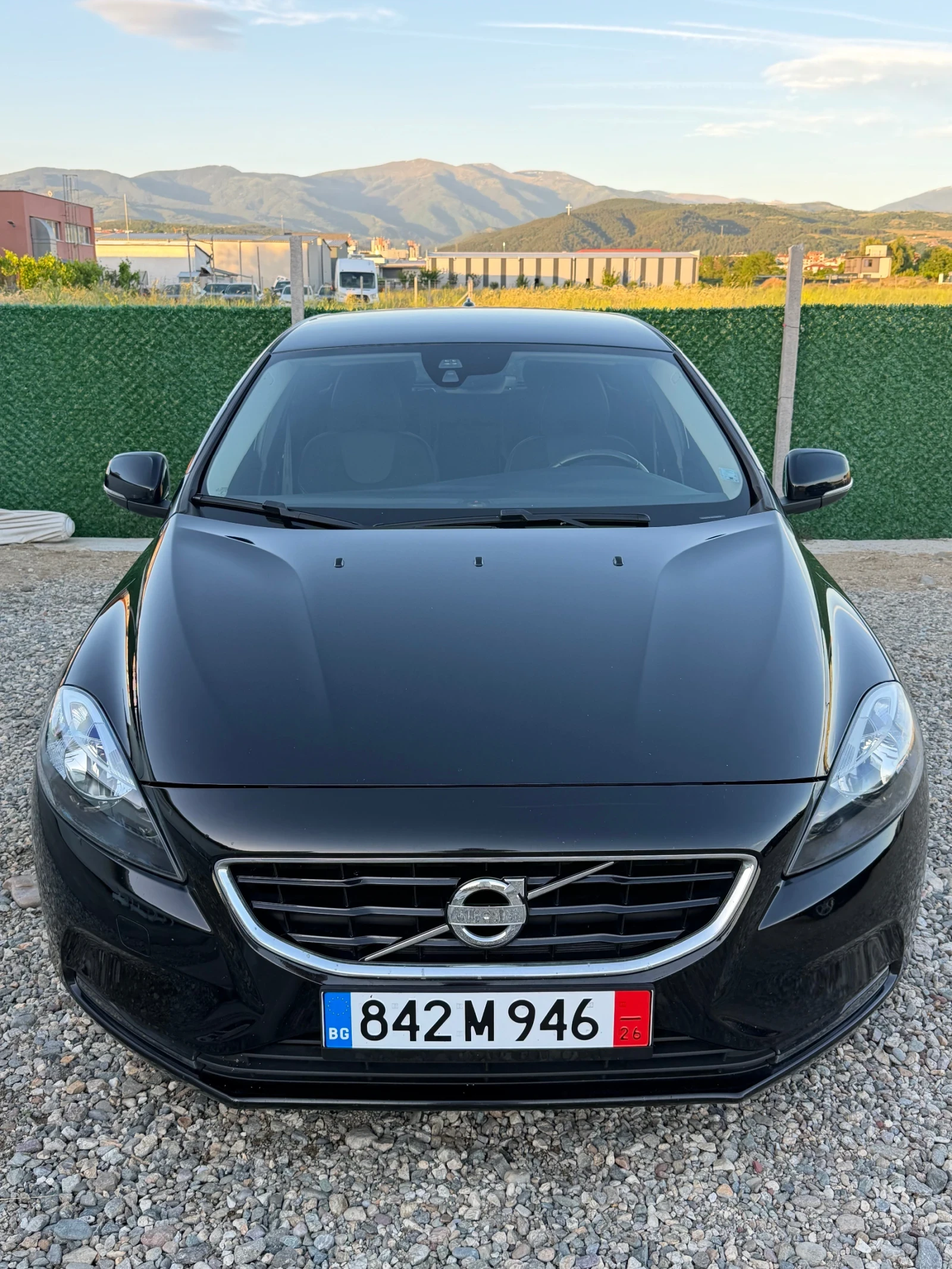 Volvo V40 Face lift /// Automat , снимка 3 - Автомобили и джипове - 55016708