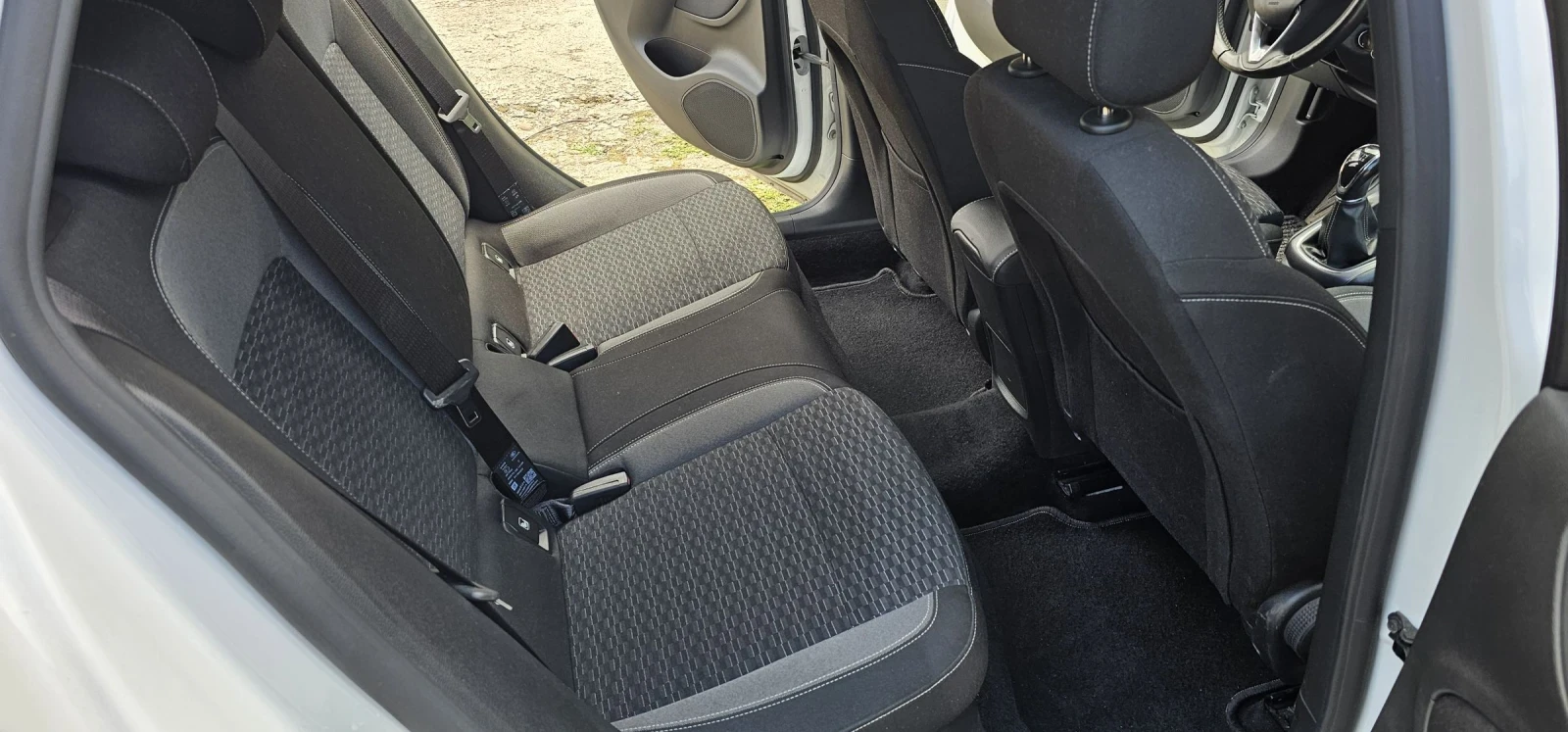 Opel Astra K Sports Tourer 1.5D 105 к.с. | 2020 | Германия , снимка 14 - Автомобили и джипове - 55178078