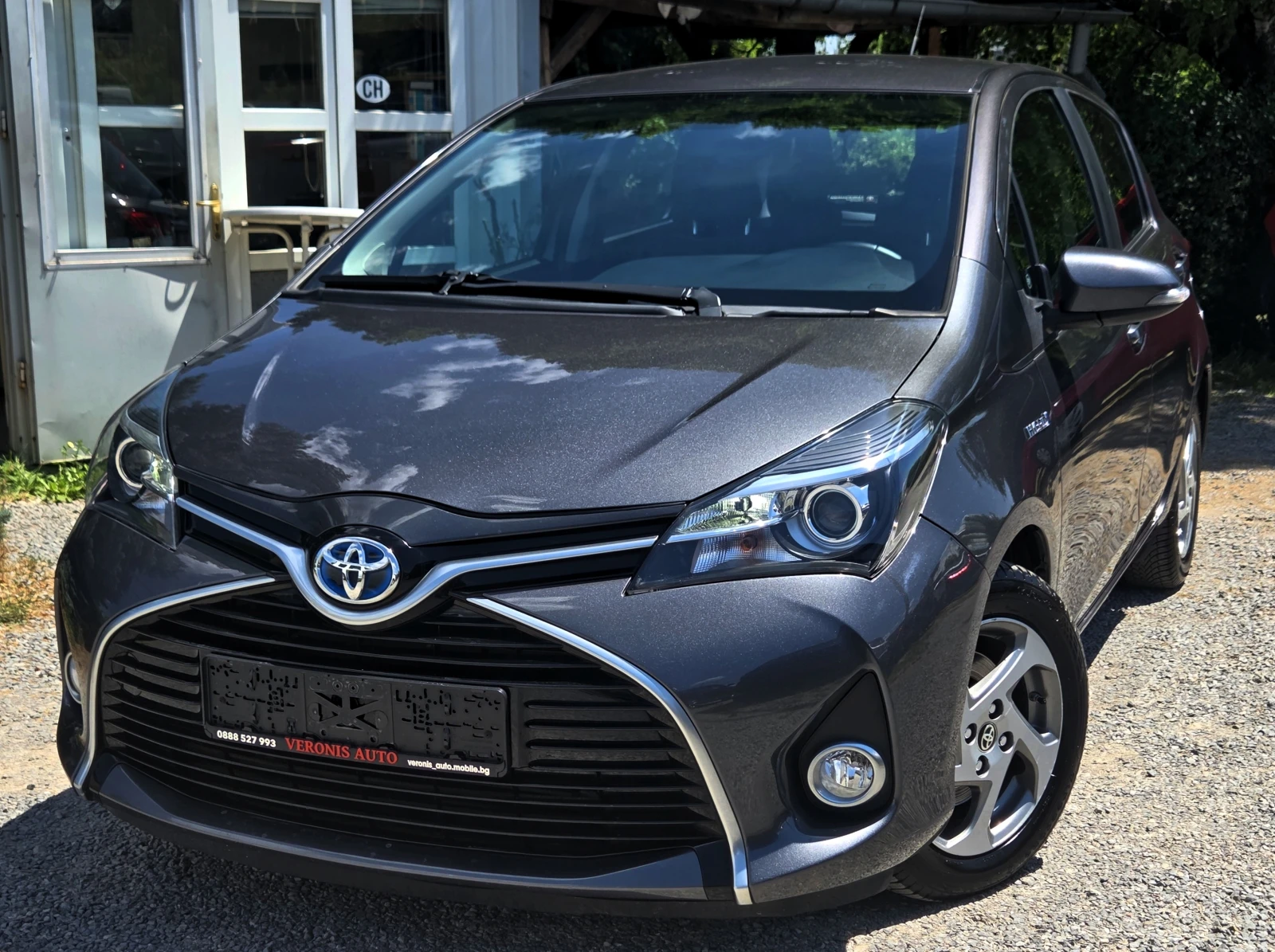 Toyota Yaris 1.5i HYBRID/КАМЕРА/NAVI/LED/FACELIFT