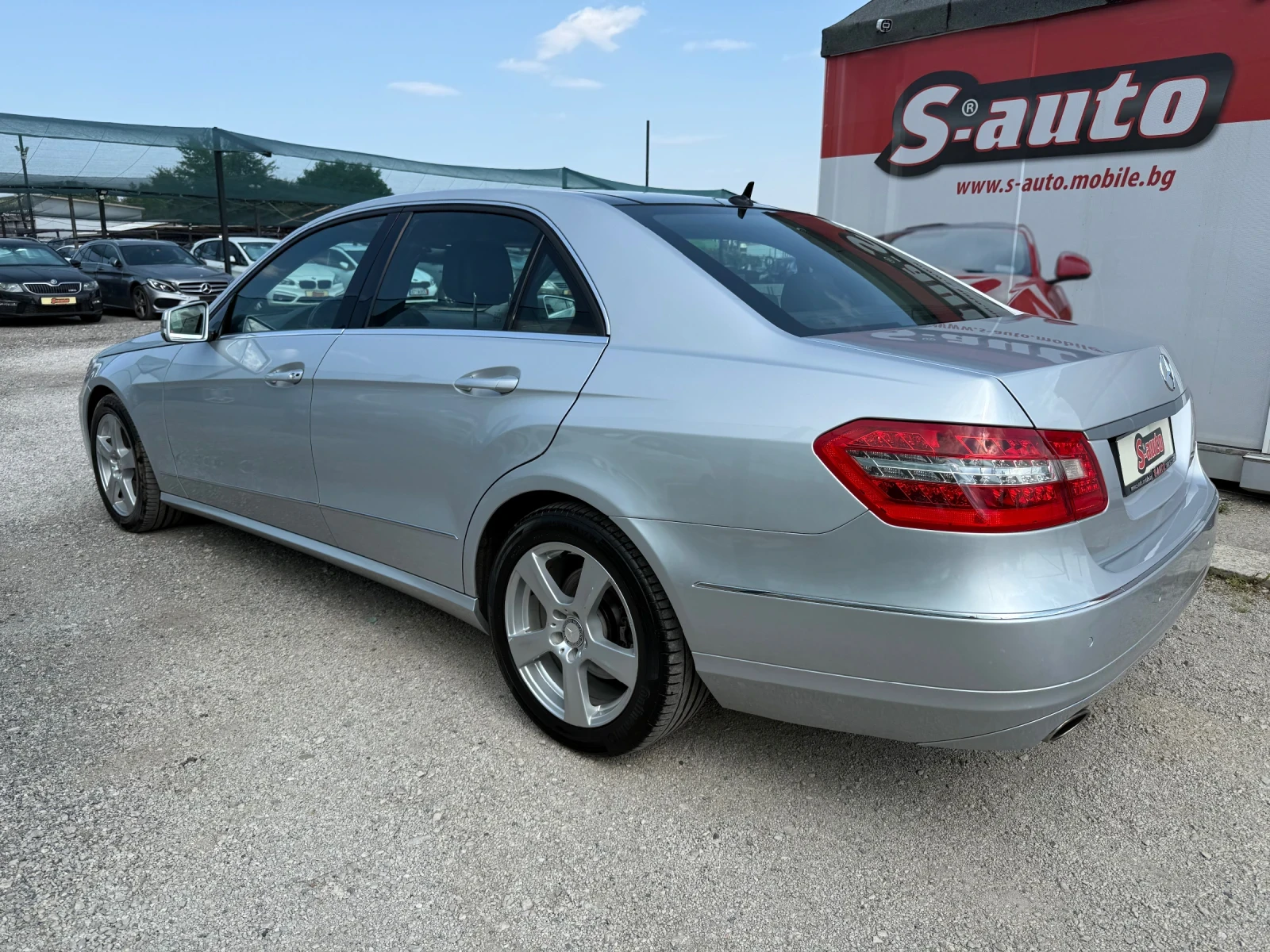 Mercedes-Benz E 350 V6 4M* ДИСТР* ОБДУХ.* ПОДГРЕВ* ПАМЕТ* МАСАЖ* ПАНО, снимка 7 - Автомобили и джипове - 55770822