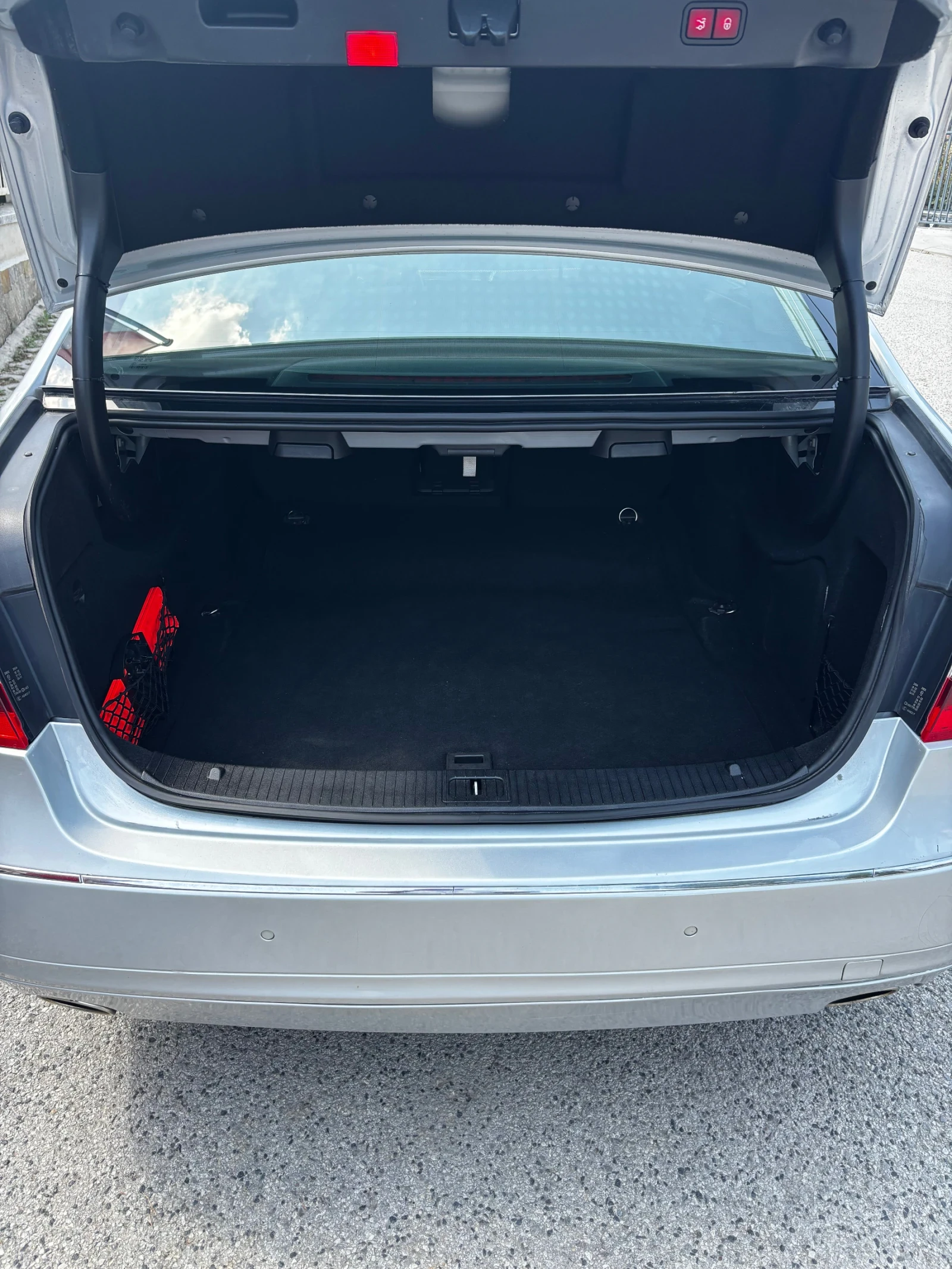 Mercedes-Benz E 350 4Matic, AirMatic, Първи собственик, снимка 6 - Автомобили и джипове - 55876662