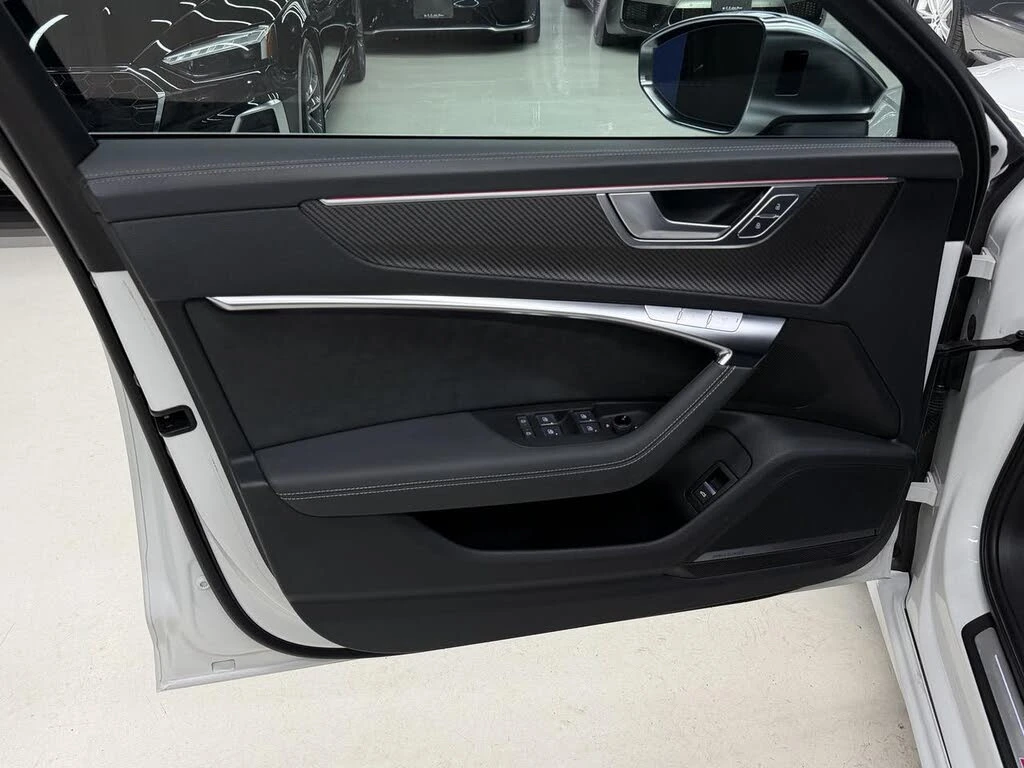 Audi S6 360/HUD/BANG & OLUFSEN/LASERS/ОБДУХВАНЕ/ADAP. CR./, снимка 7 - Автомобили и джипове - 56150139