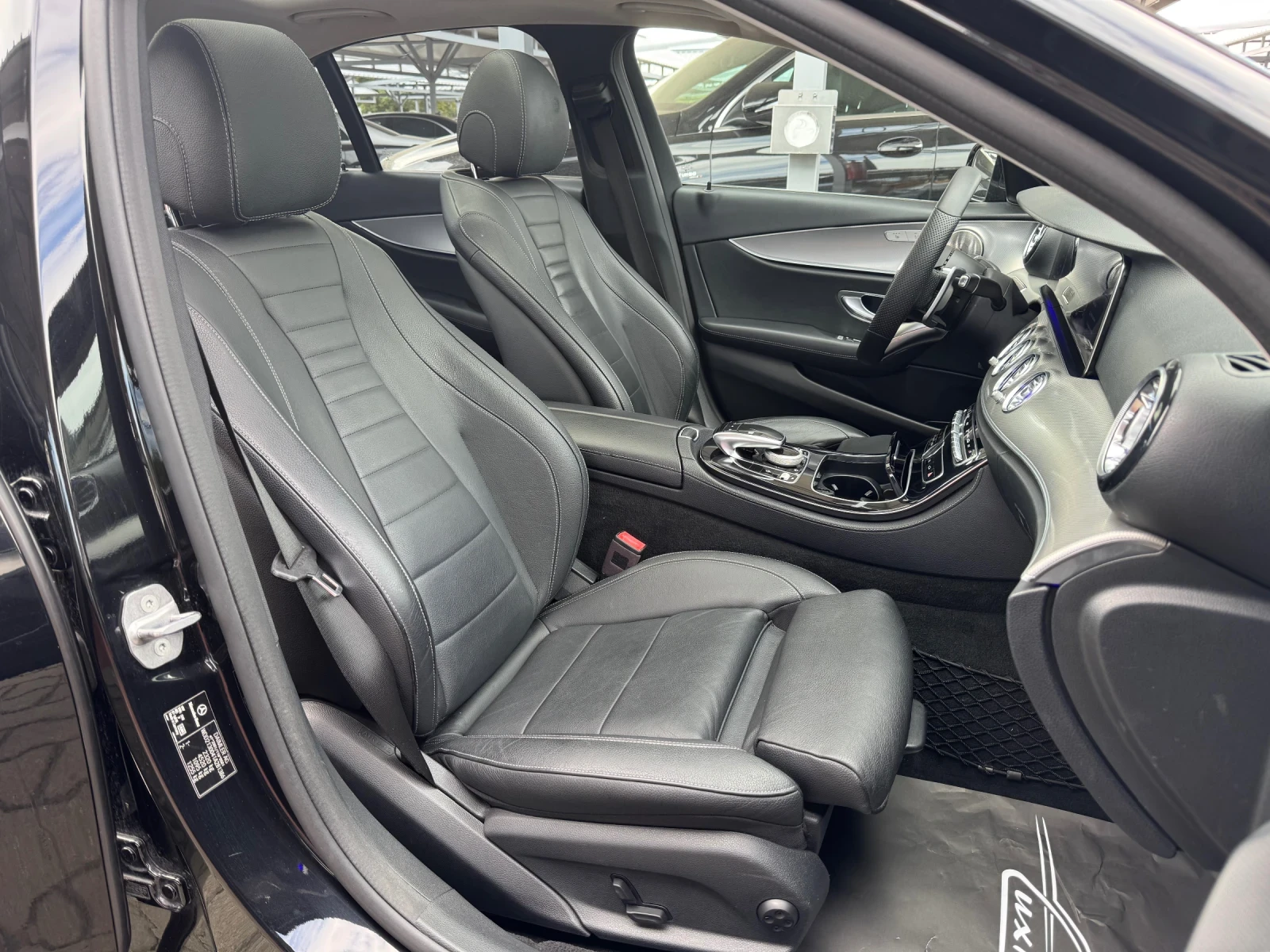 Mercedes-Benz E 220 BRABUS#FACELIFT#PANORAMA#DIGITAL, снимка 13 - Автомобили и джипове - 56264736