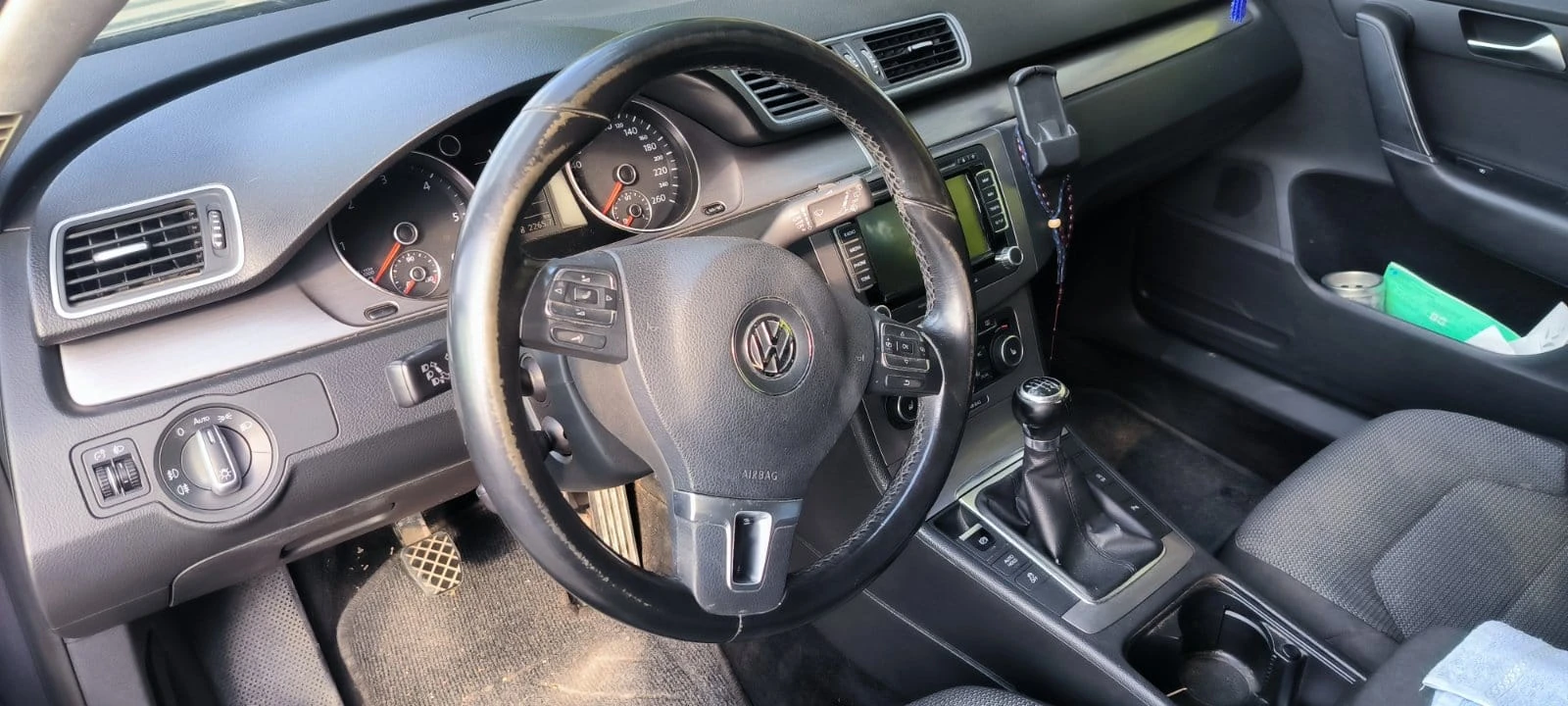 VW Passat, снимка 5 - Автомобили и джипове - 56706553