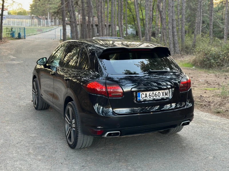 Porsche Cayenne 3.0d, снимка 6 - Автомобили и джипове - 47315985